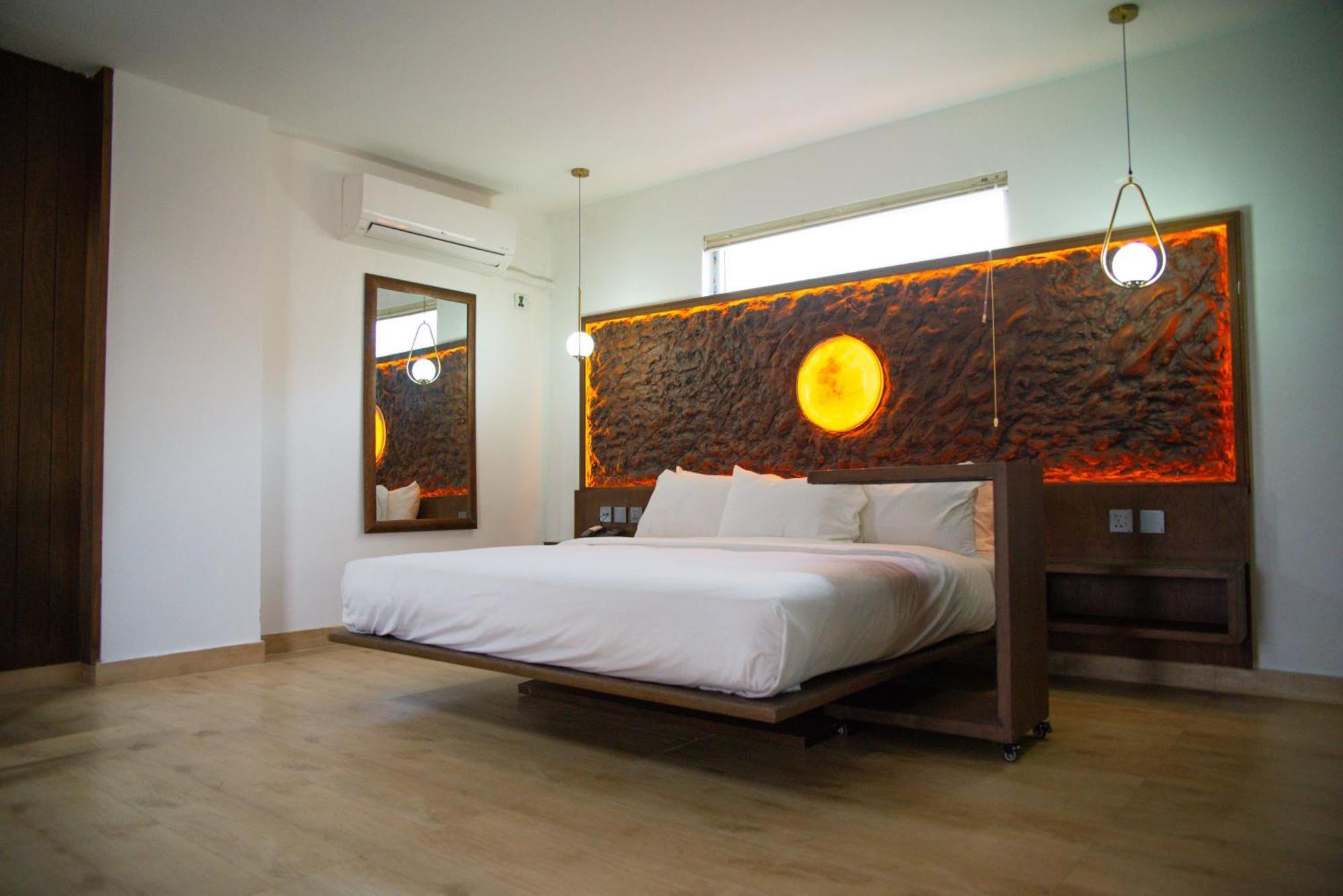 Hotel Crown Inn Καράτσι Εξωτερικό φωτογραφία
